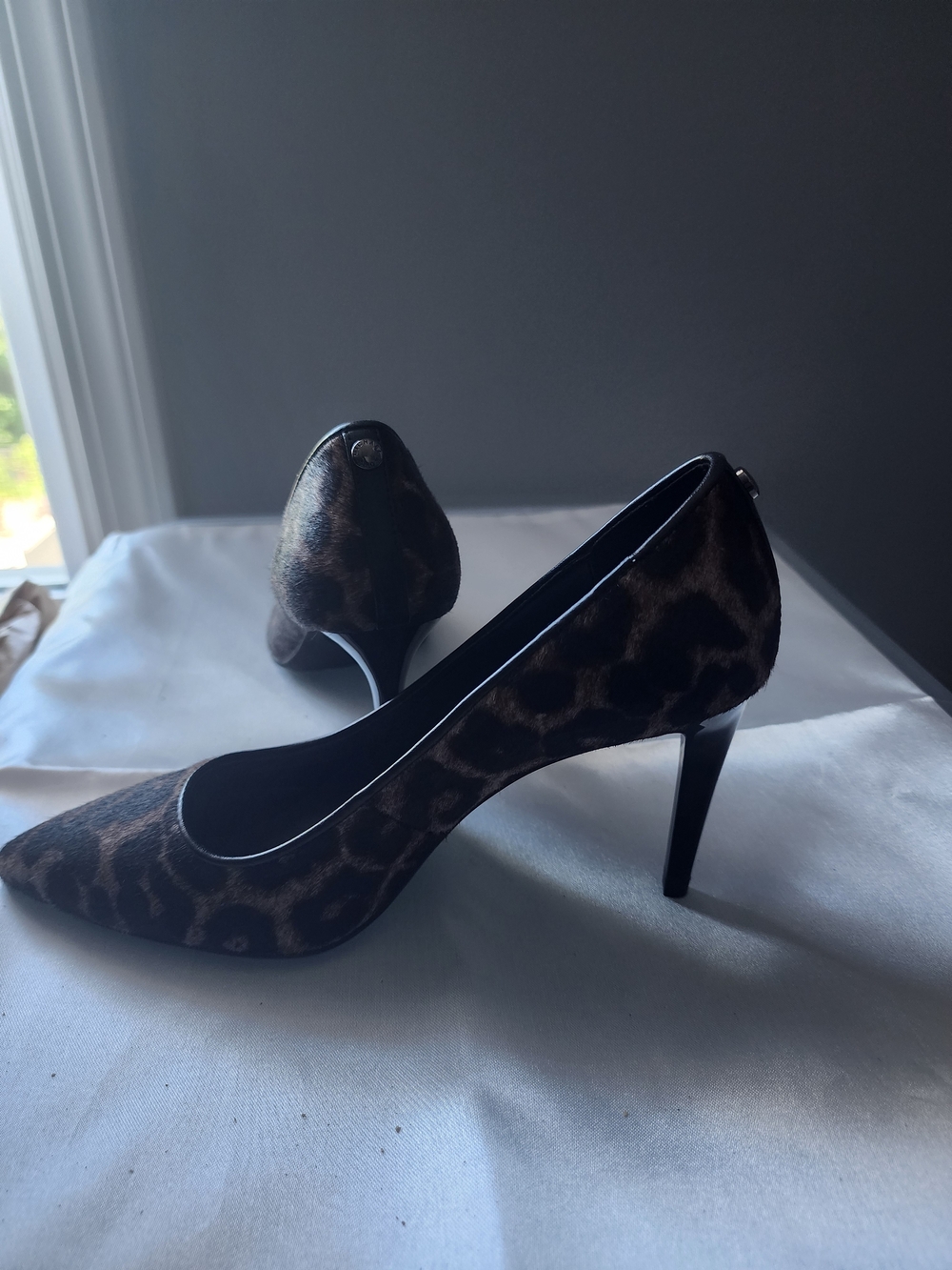 Michael Kors Leopard Print Pointed Toe High Heels